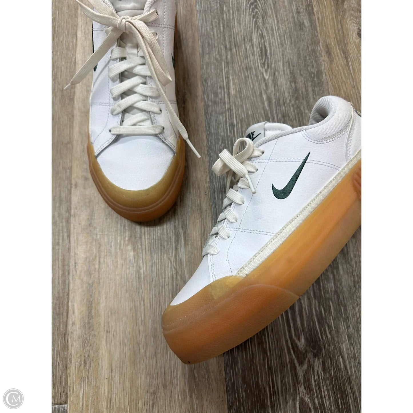 Shoes Athletic By Nike In White, Size: 9.5