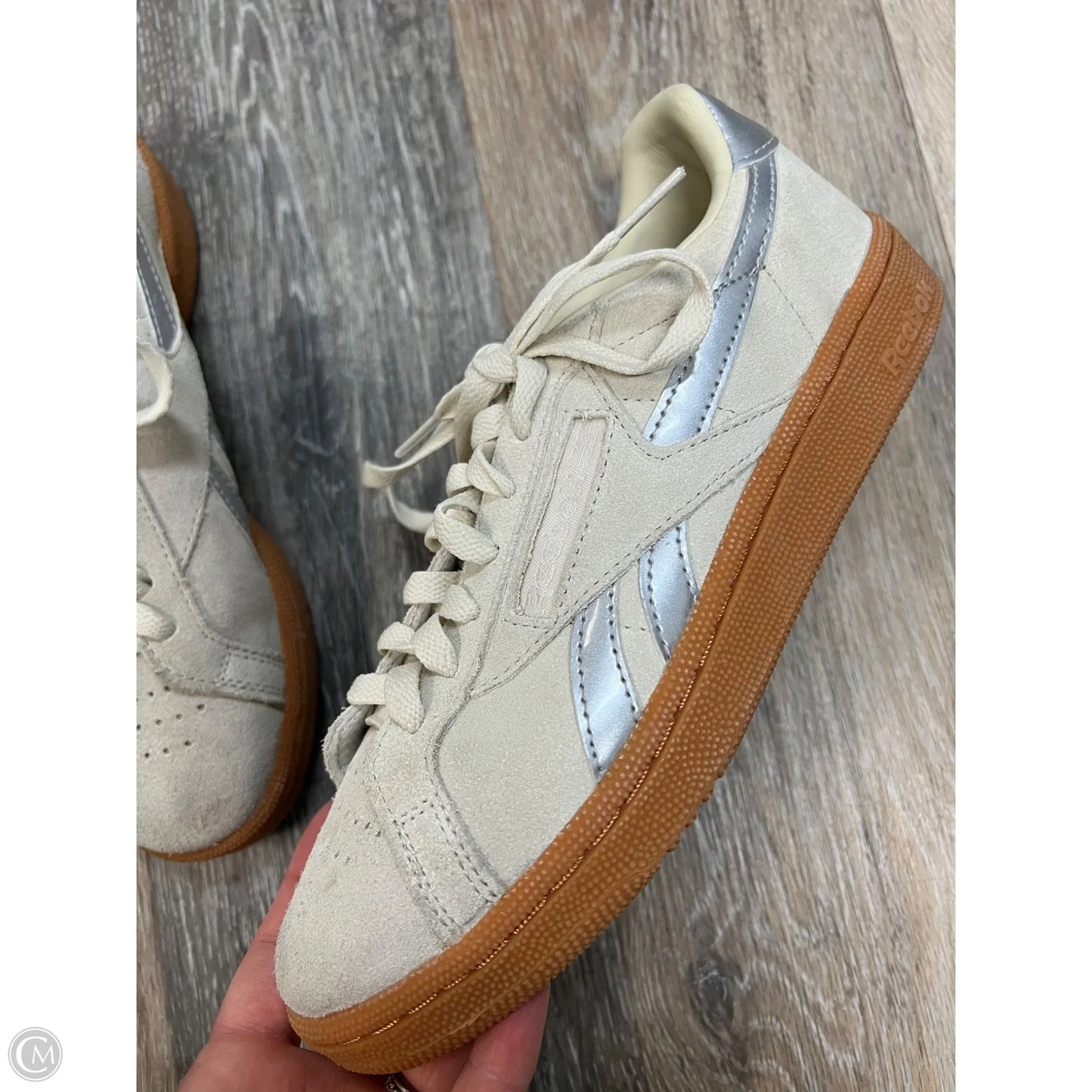 Shoes Sneakers By Reebok In Cream, Size: 7