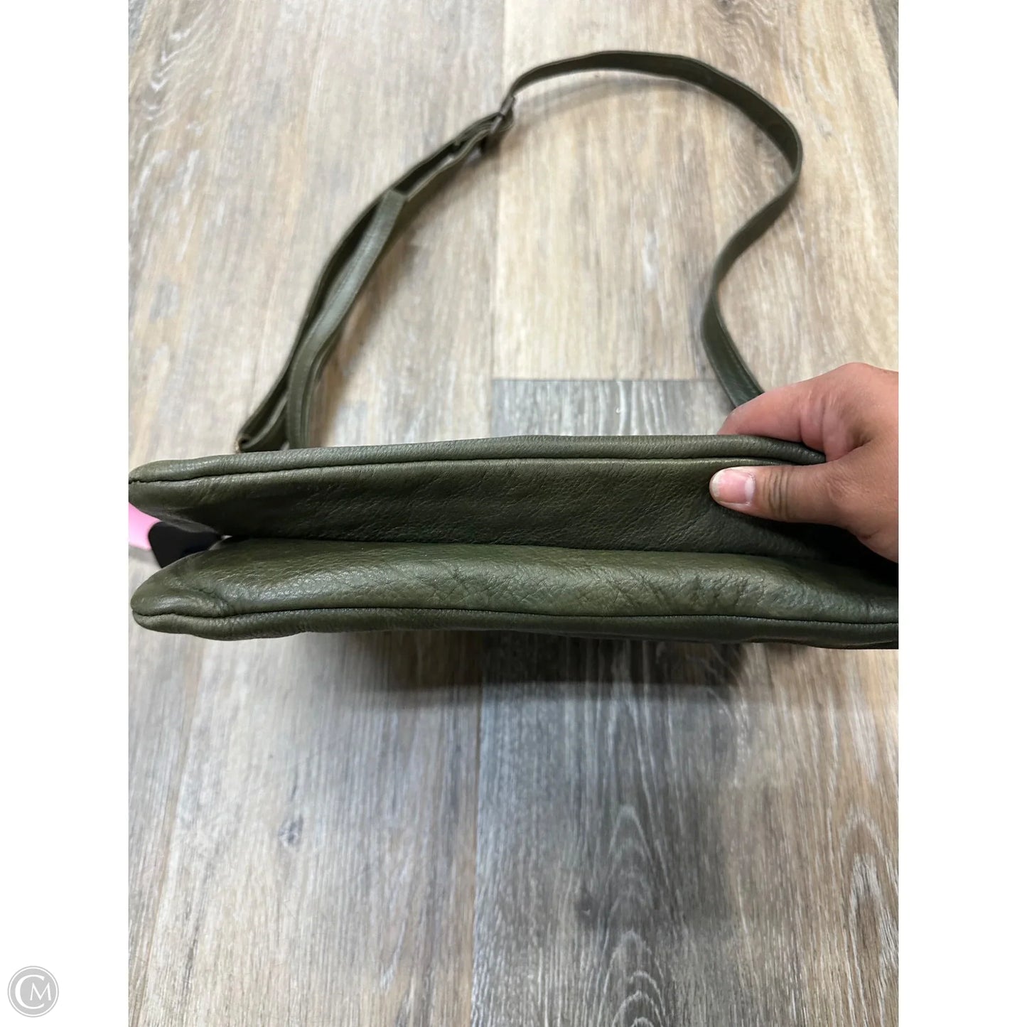 Crossbody Leather By Wanderers, Size: Medium