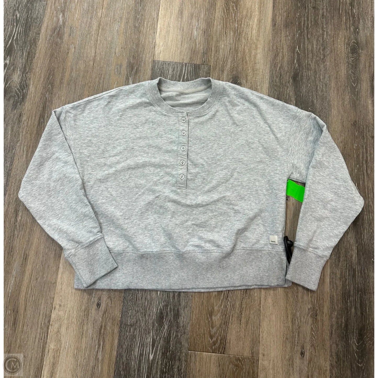 Athletic Sweatshirt Crewneck By Vuori In Grey, Size: Xs