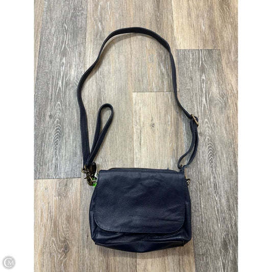 Crossbody Leather By Wanderers, Size: Medium