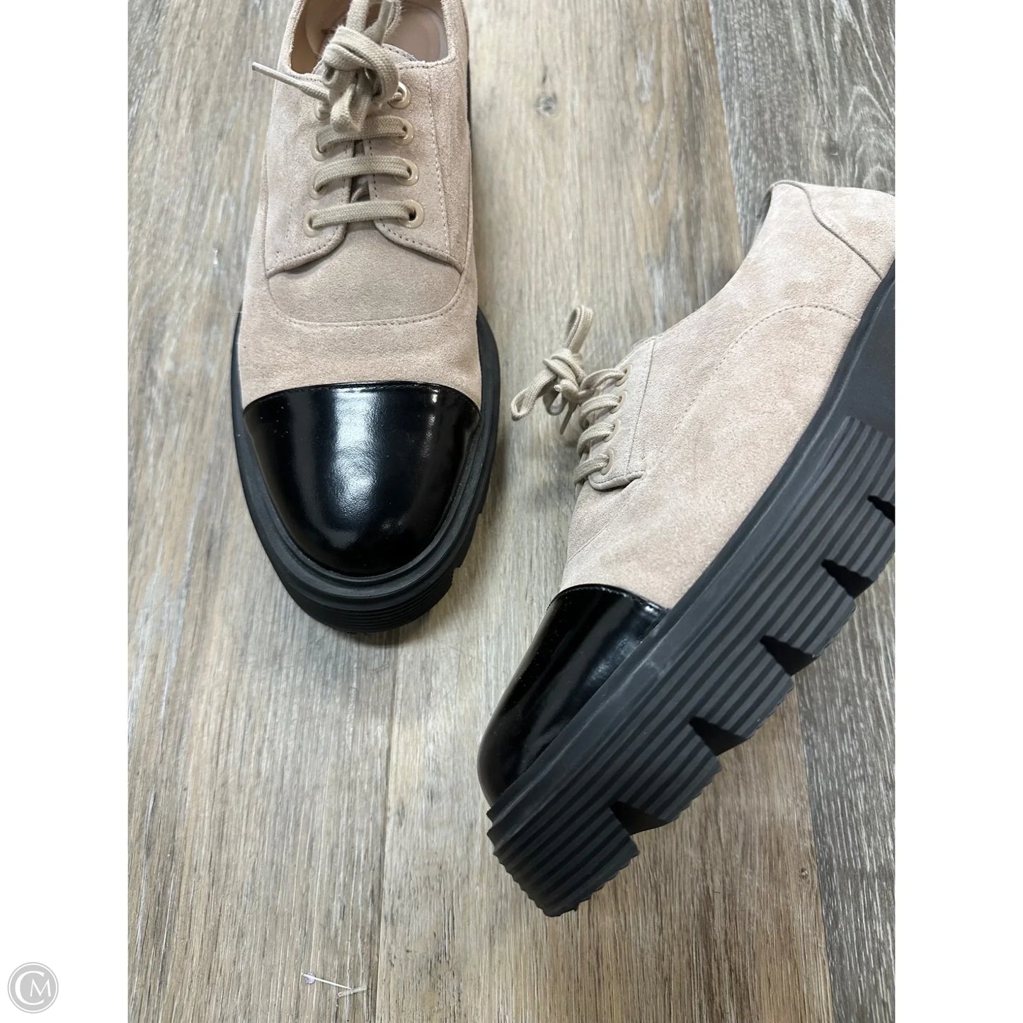 Shoes Designer By Stuart Weitzman In Black & Brown, Size: 9.5