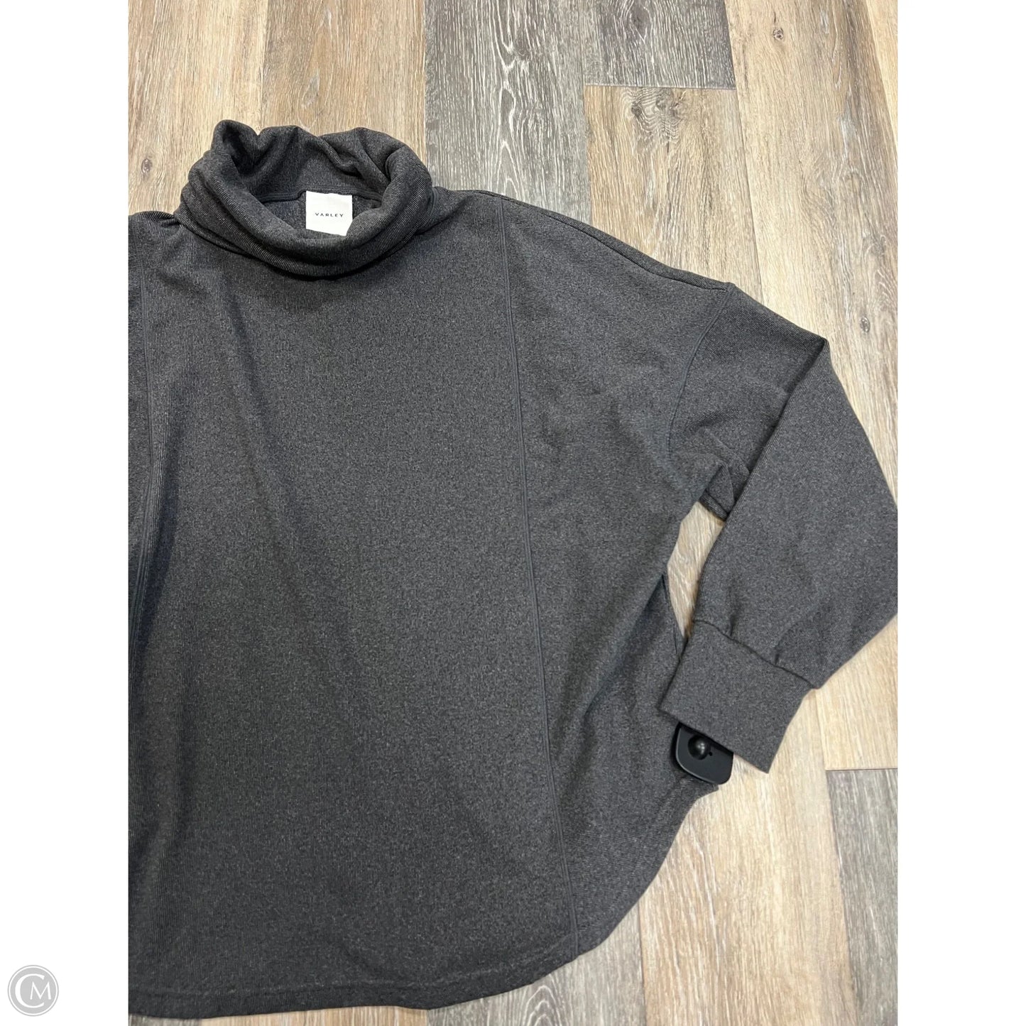 -Athletic Sweatshirt Collar By Varley In Grey, Size: M