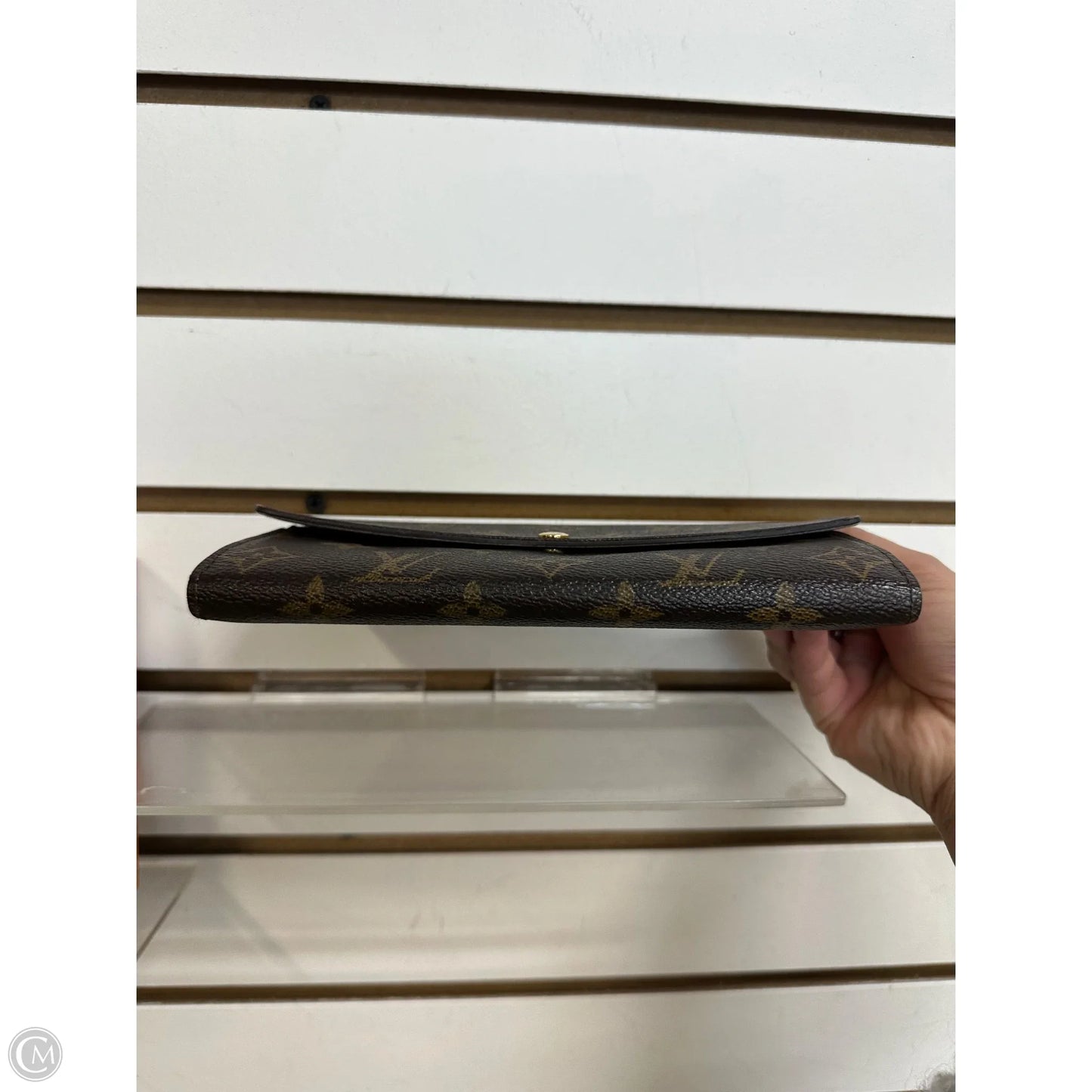 Wallet Luxury Designer By Louis Vuitton, Size: Medium