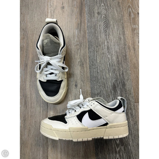 Shoes Sneakers By Nike In Black & Cream, Size: 7