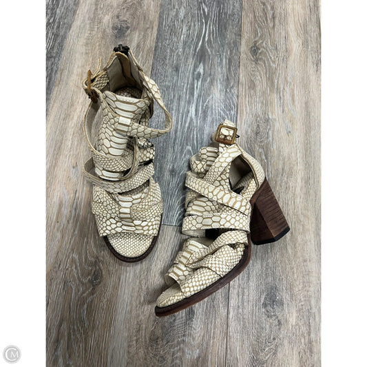 Sandals Heels Block By Freebird In Snakeskin Print, Size: 6