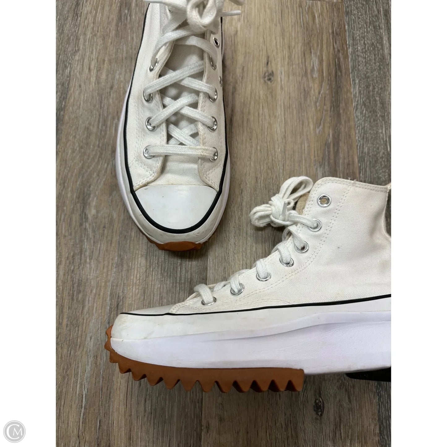 Shoes Sneakers By Converse In White, Size: 7.5