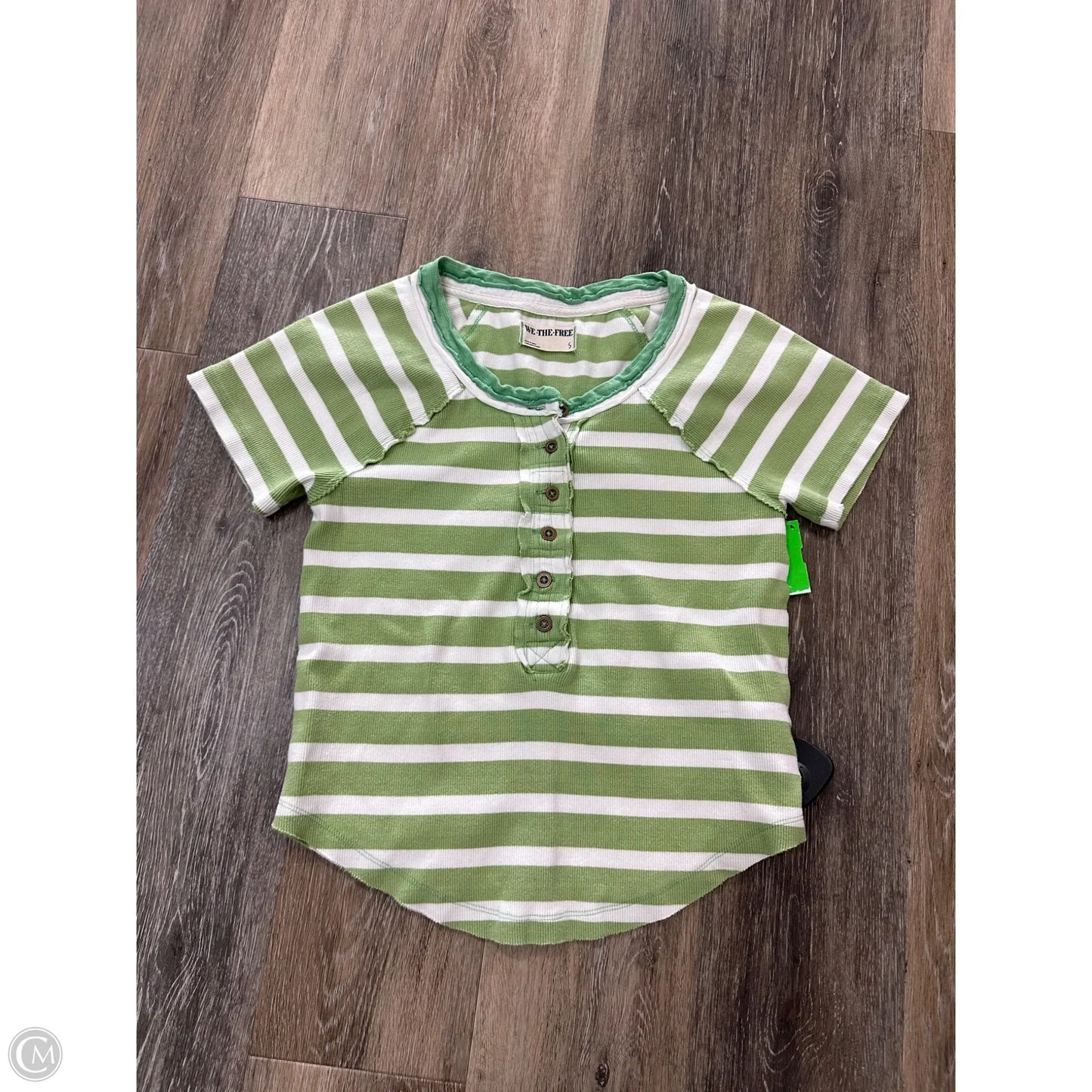 Top Short Sleeve By We The Free In Striped Pattern, Size: S