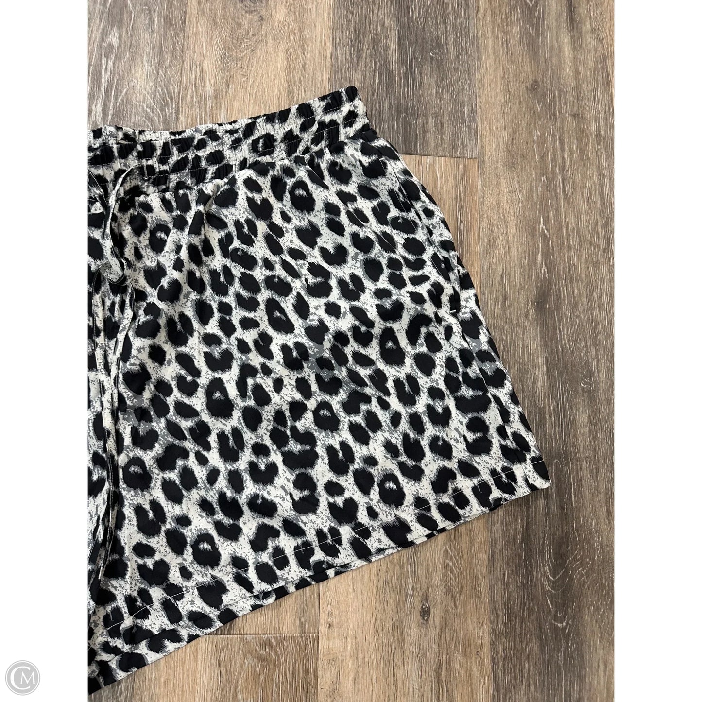 Athletic Shorts By Halara In Animal Print, Size: 1x