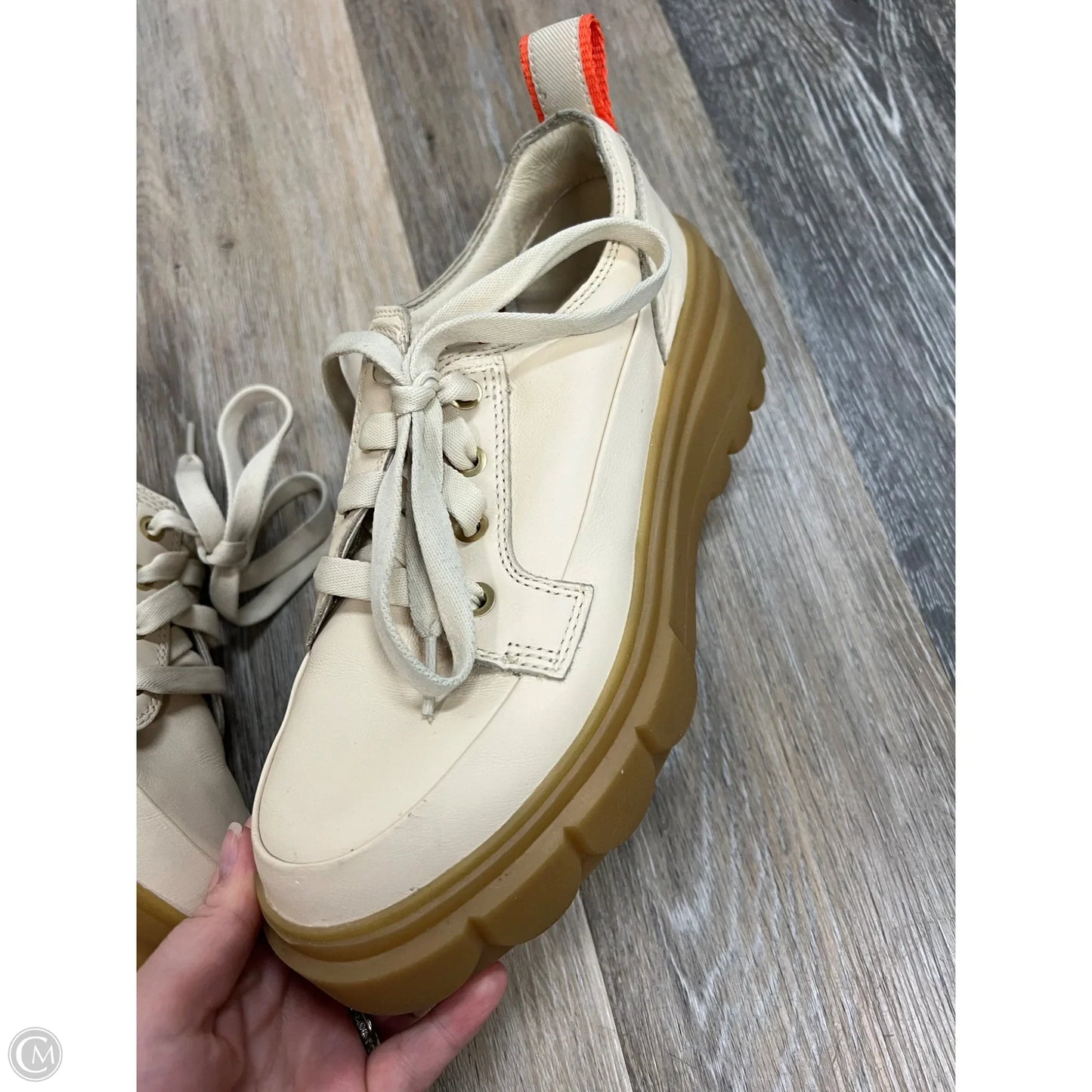 Shoes Sneakers By Sorel In Cream, Size: 7.5