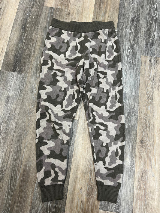 Camouflage Print Pants Barefoot Dreams, Size S