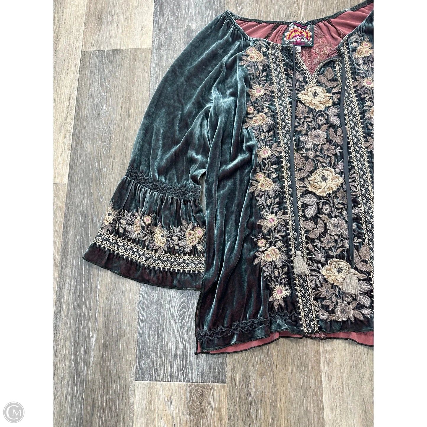 Blouse Long Sleeve By Johnny Was In Green, Size: Xs