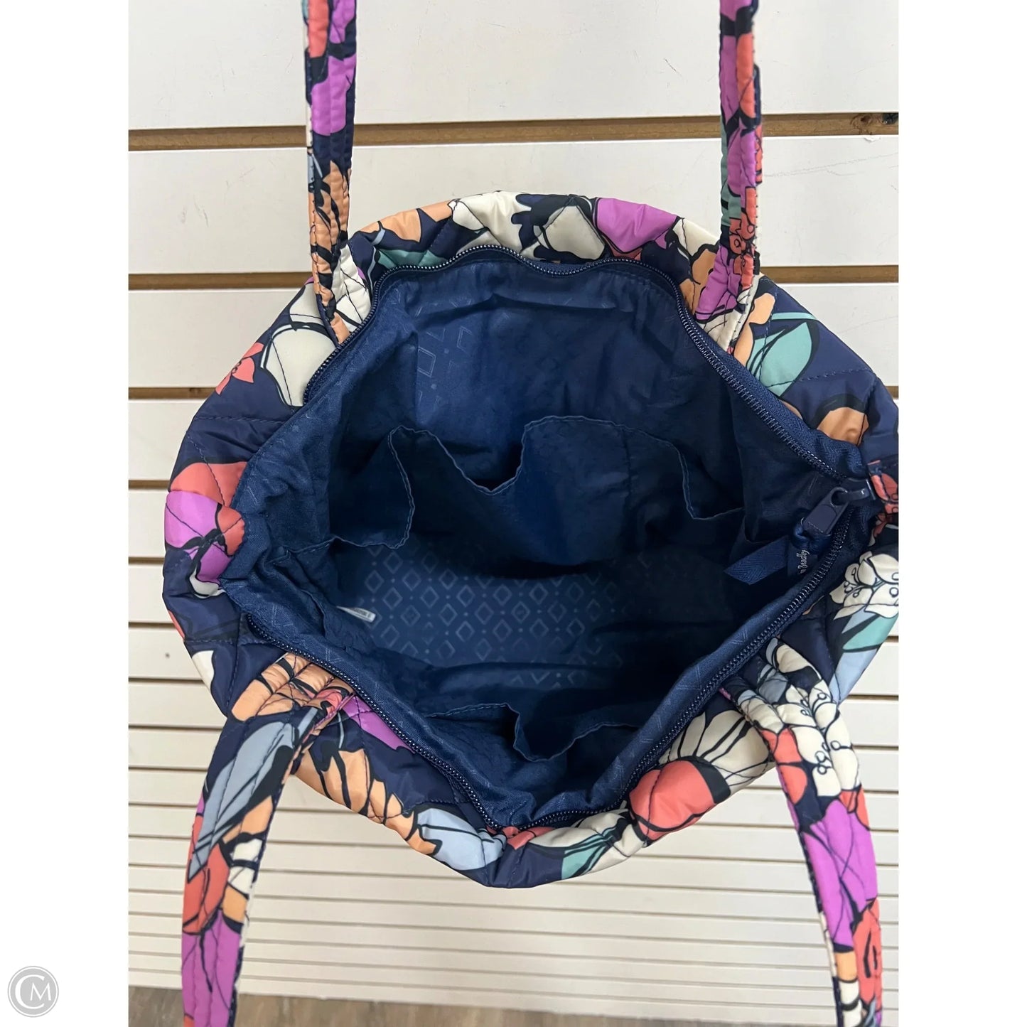 -Handbag By Vera Bradley, Size: Medium