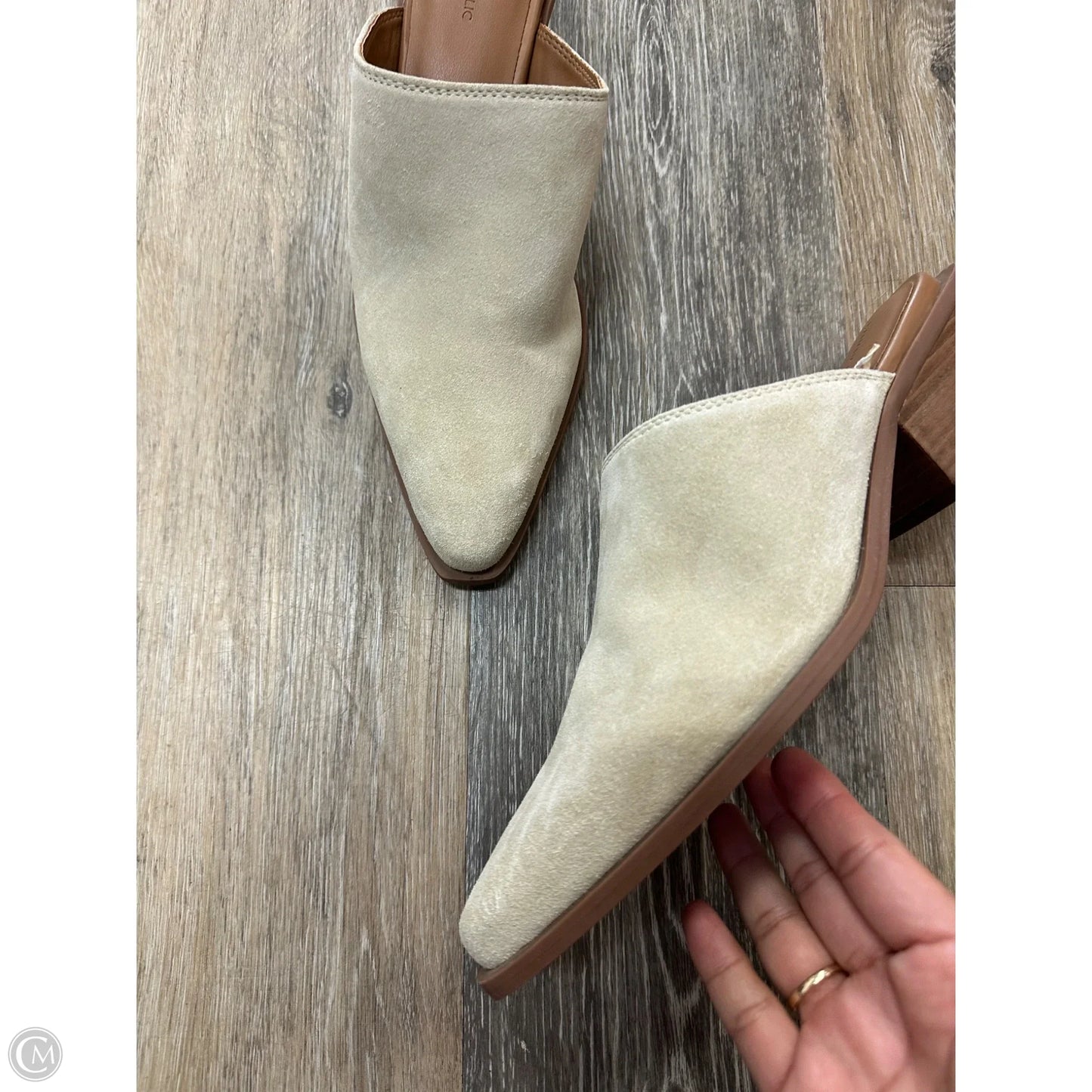 Shoes Heels Block By Banana Republic In Cream, Size: 7