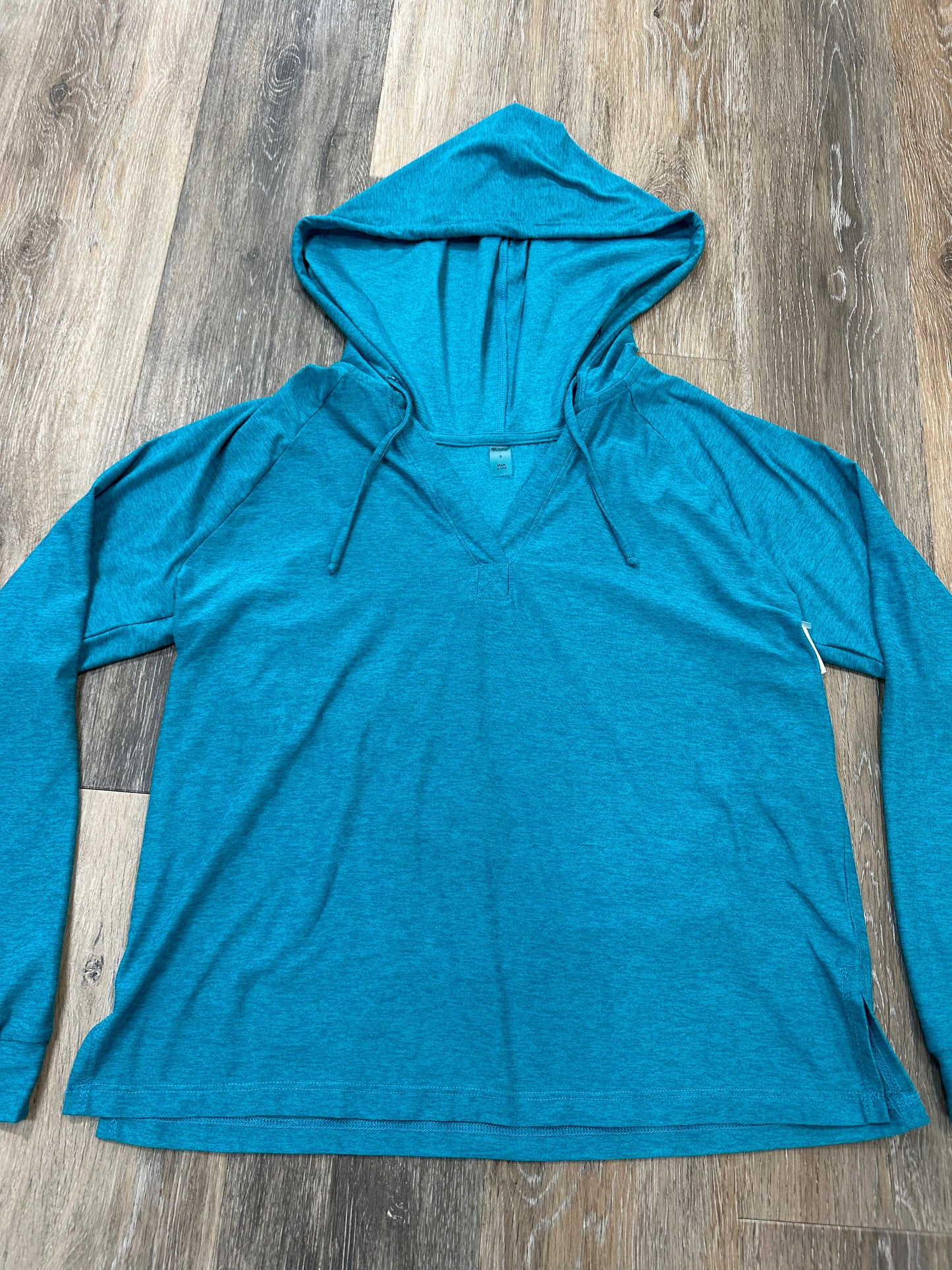 Athletic Top Long Sleeve Hoodie By Beyond Yoga In Blue, Size: S