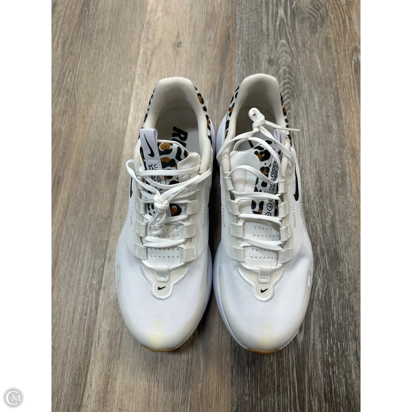 Shoes Athletic By Nike In White, Size: 10