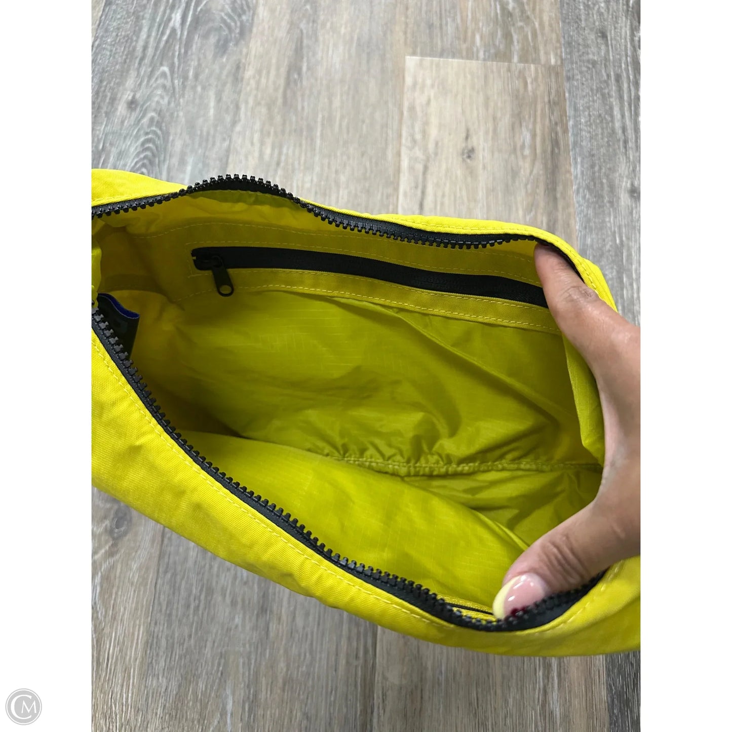 Handbag By Baggu, Size: Medium