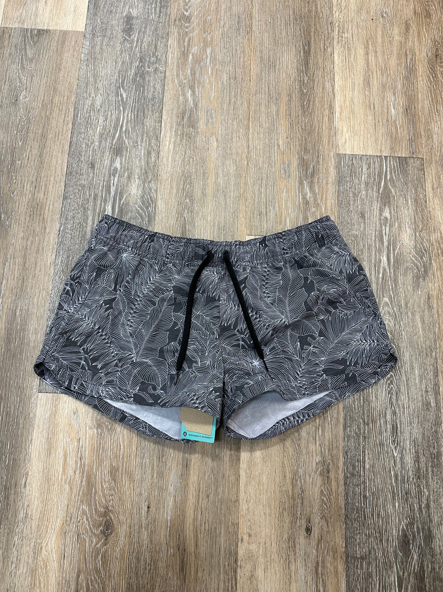 Athletic Shorts By Prana In Grey, Size: S