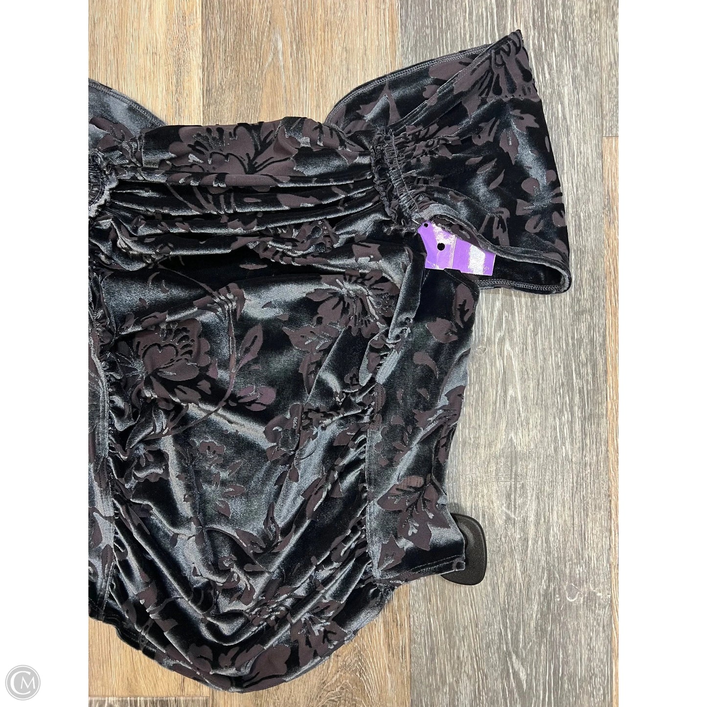 Blouse Short Sleeve By Free People In Grey, Size: L