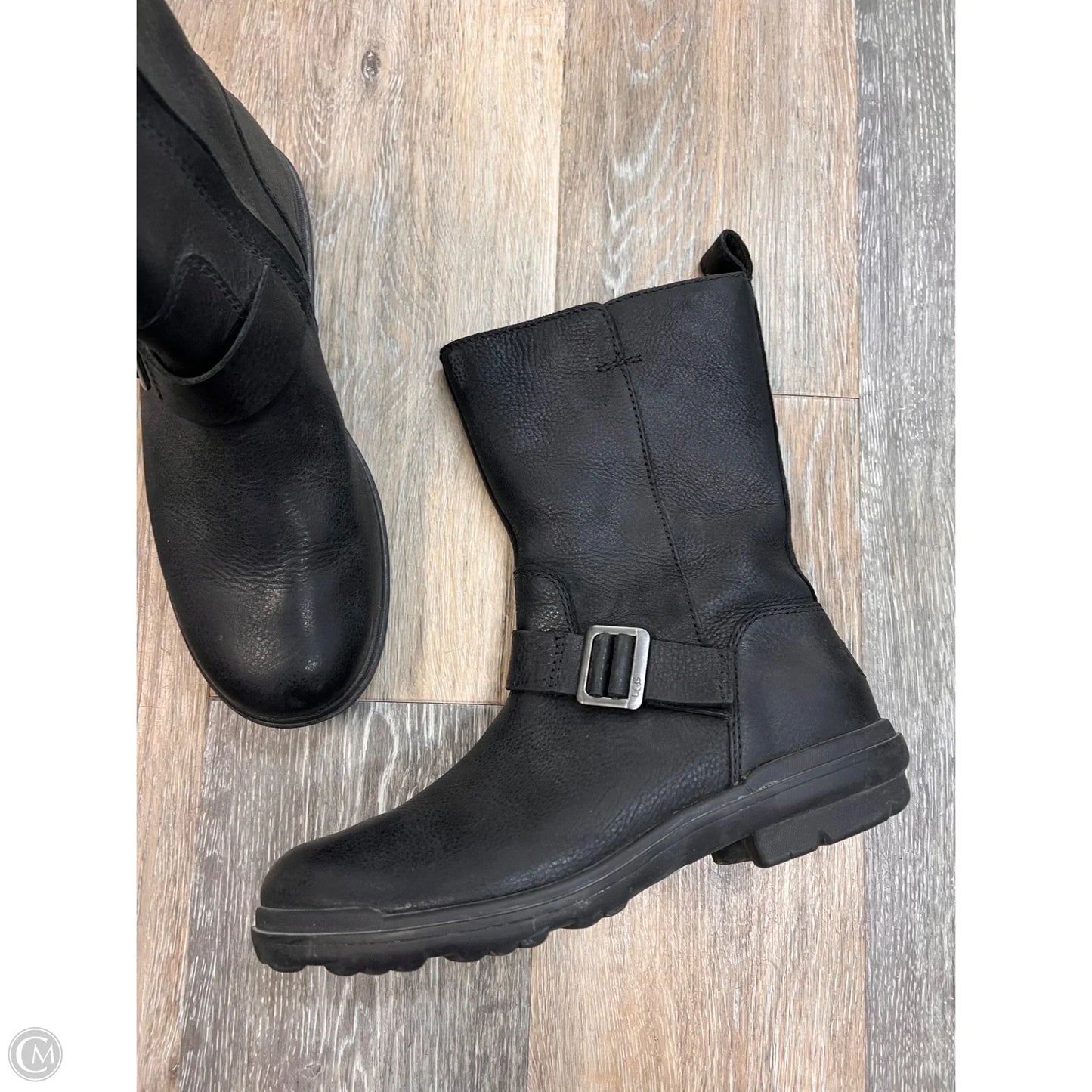 Boots Designer By Ugg In Black, Size: 8
