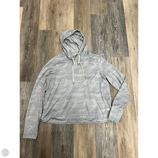 Athletic Top Long Sleeve Hoodie By Vuori In Camouflage Print, Size: M