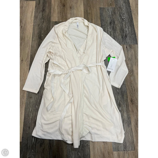 Robe By Athleta In White, Size: 2x