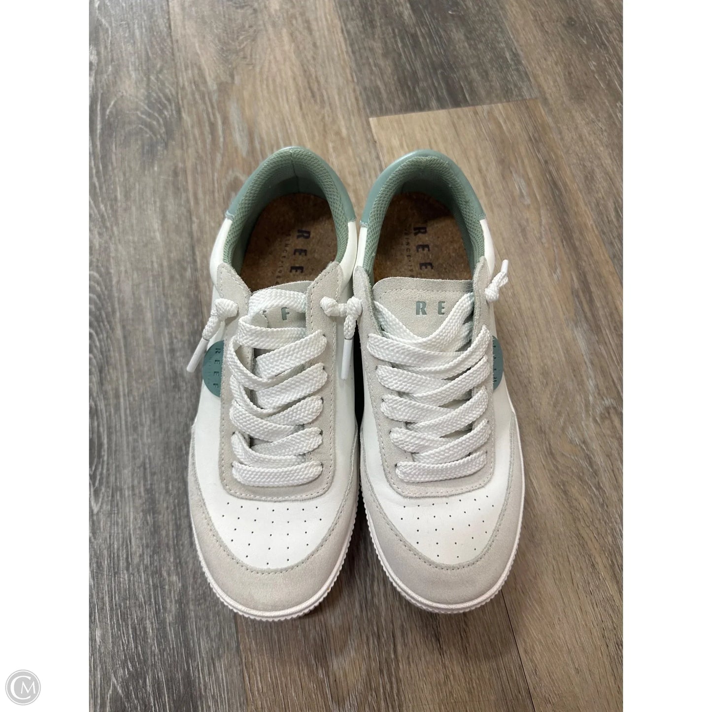 Shoes Sneakers By Reef In Cream & Green, Size: 8