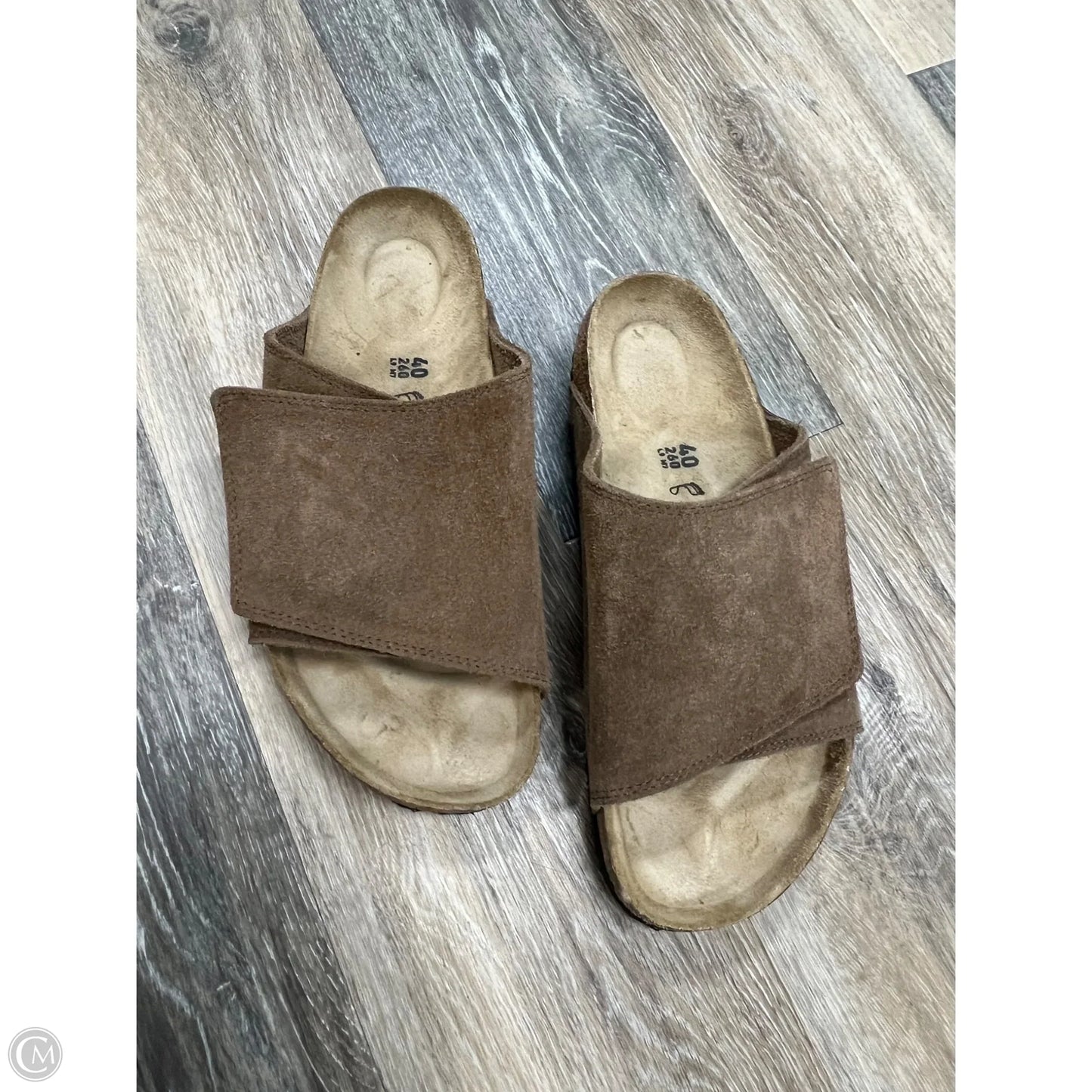 Sandals Flats By Birkenstock In Brown, Size: 9