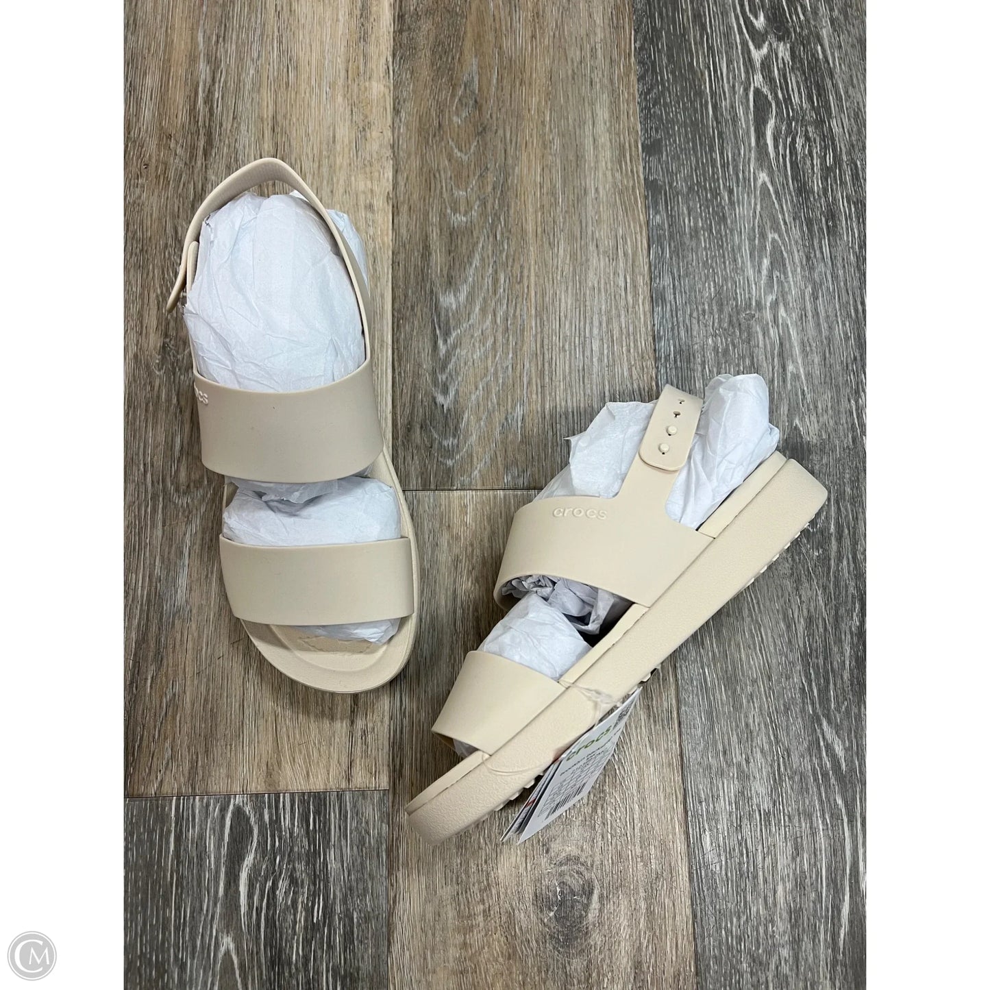 Sandals Flats By Crocs In Cream, Size: 8