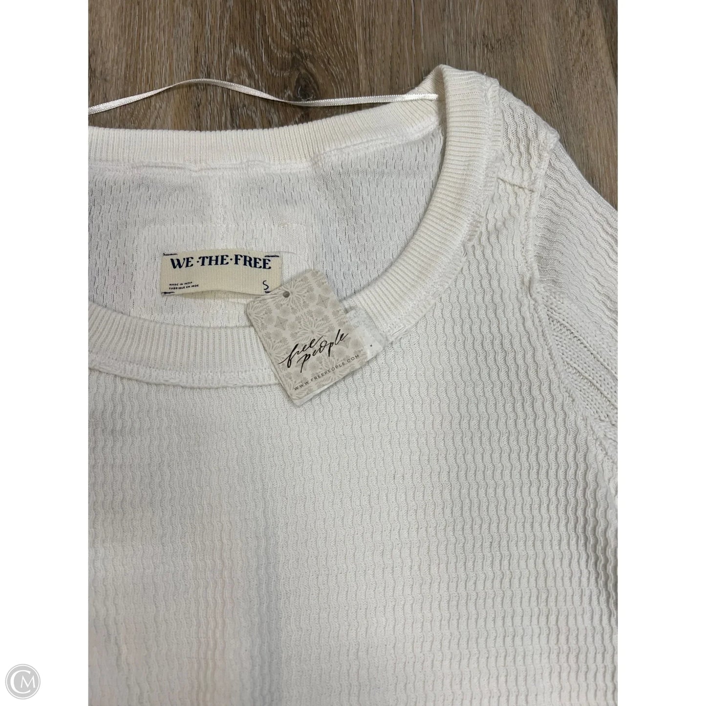 Top Long Sleeve By We The Free In Ivory, Size: S