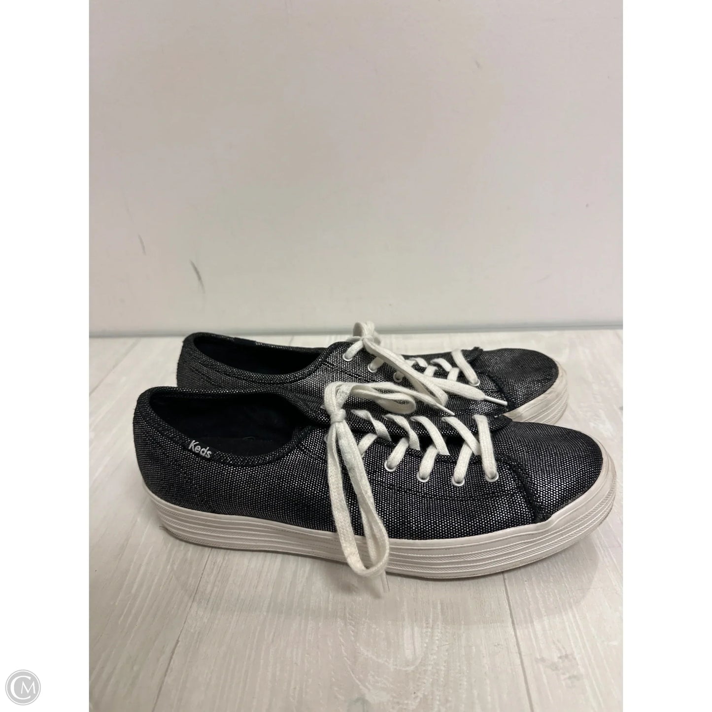 Shoes Sneakers By Keds In Grey, Size: 11
