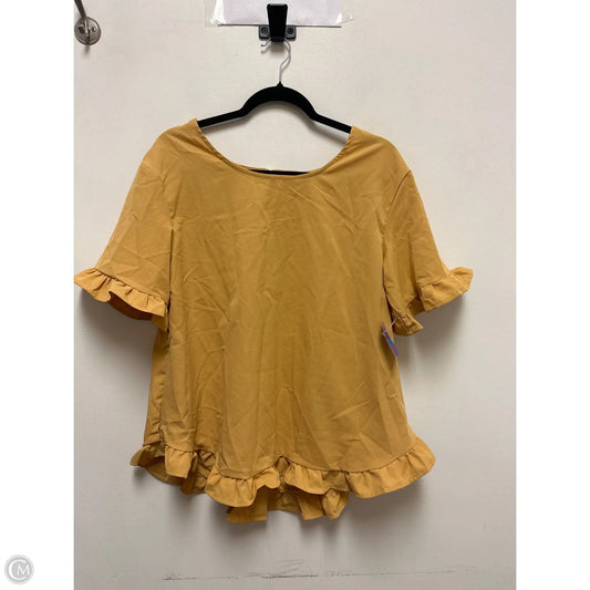 Top Short Sleeve By Shein In Yellow, Size: L