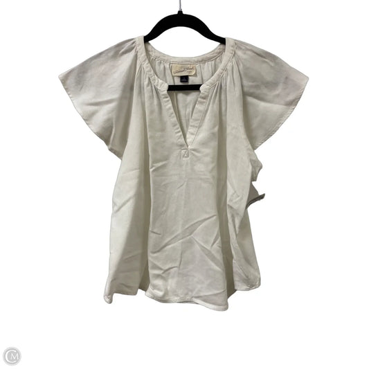 Top Short Sleeve By Universal Thread In White, Size: S