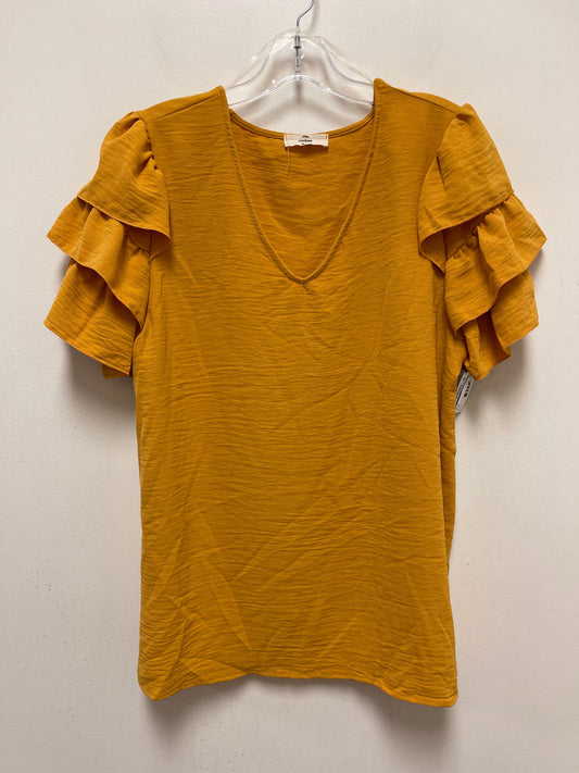 Yellow Top Short Sleeve Entro, Size L