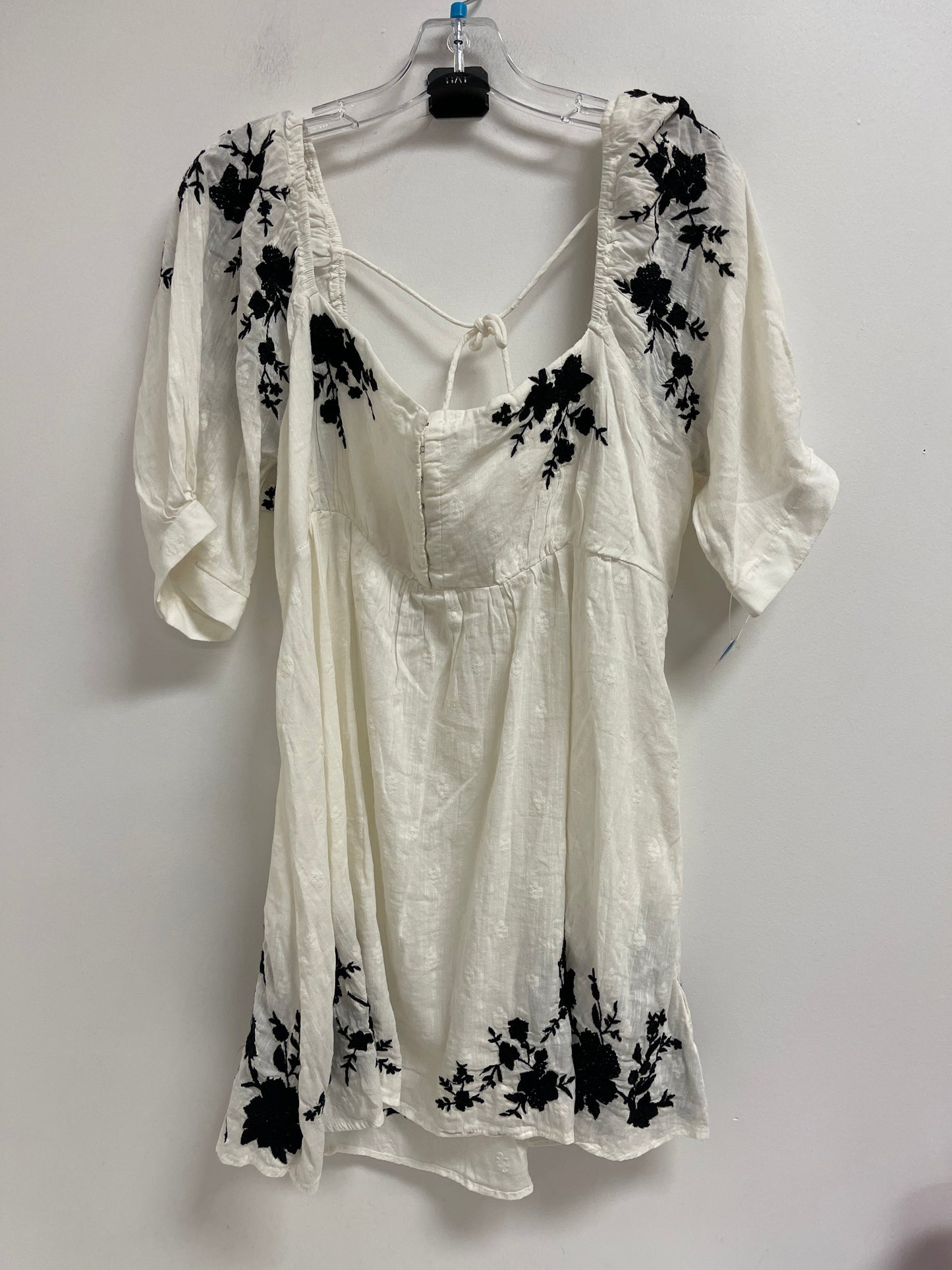 Dress Casual Short By Free People In Cream, Size: Xl