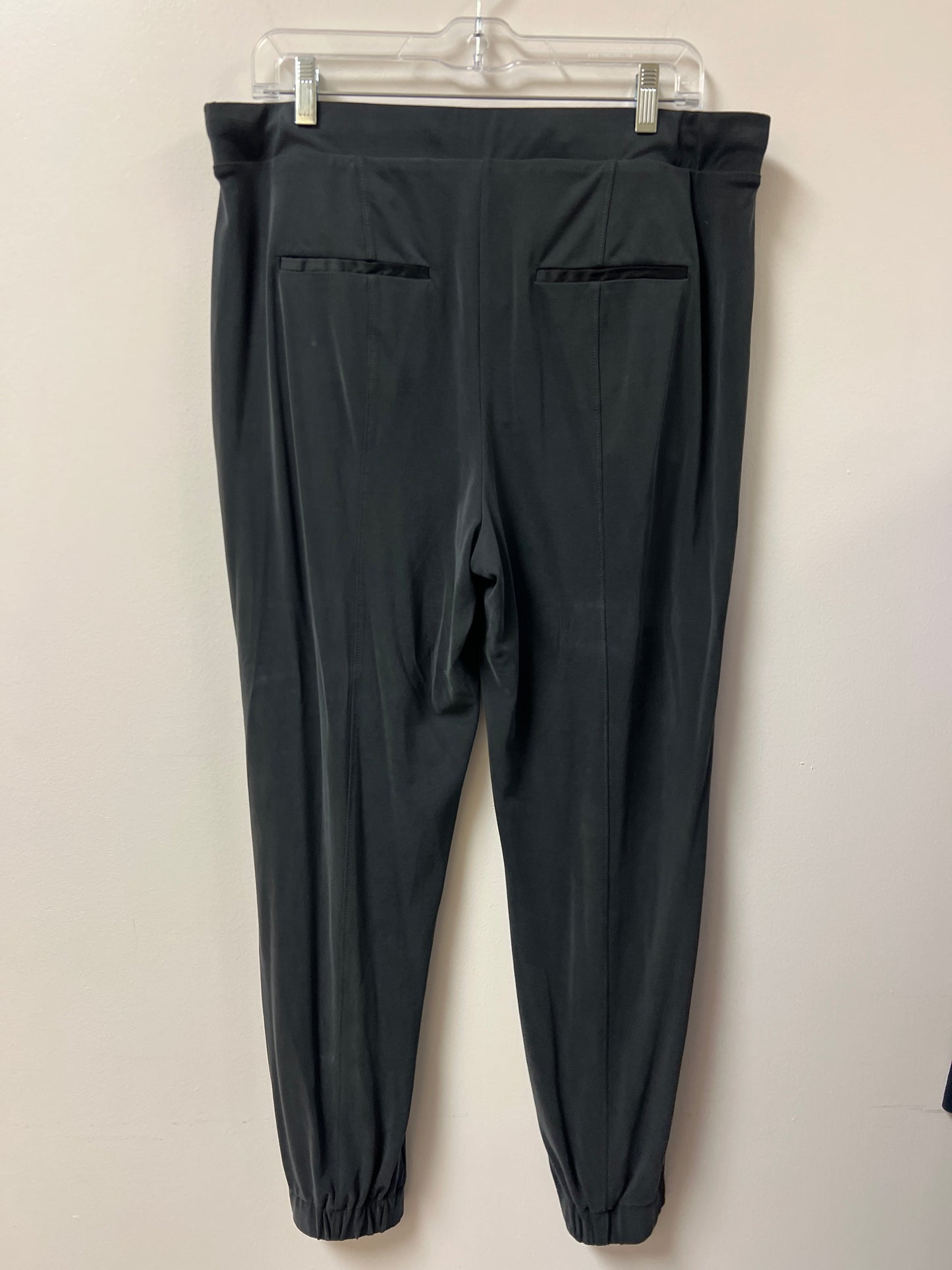 Pants Joggers By White House Black Market In Grey, Size: L