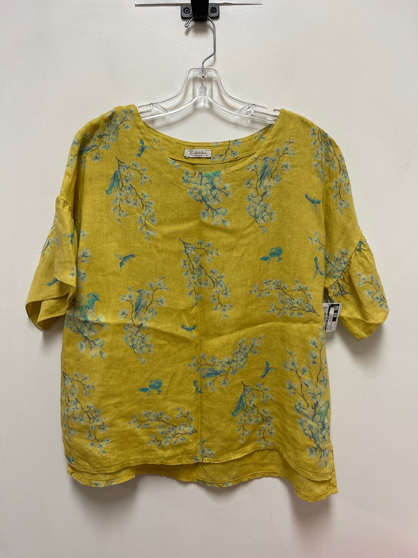 Top Short Sleeve By Clothes Mentor In Yellow, Size: S