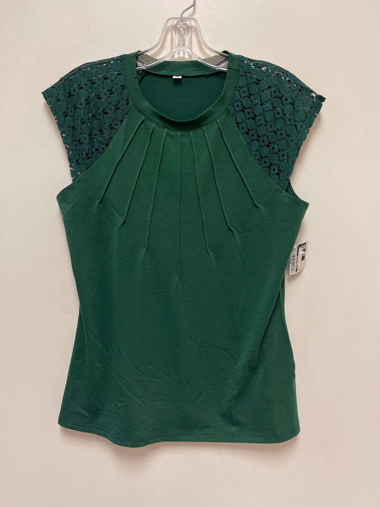 Top Short Sleeve By Clothes Mentor In Green, Size: S