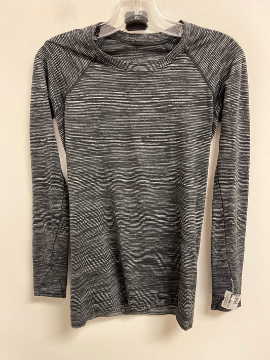 Athletic Top Long Sleeve Crewneck By Lululemon In Grey, Size: S