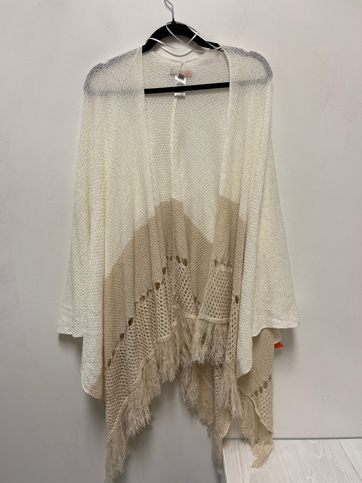 Shawl By Gianni Bini In Cream, Size: Xs