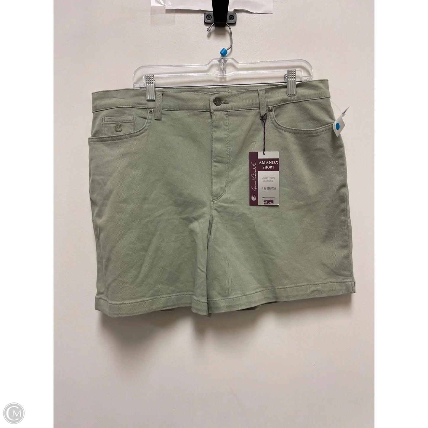 Shorts By Gloria Vanderbilt In Green, Size: 18