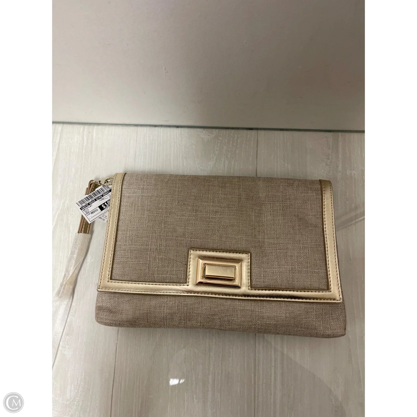 Wristlet By White House Black Market, Size: Medium