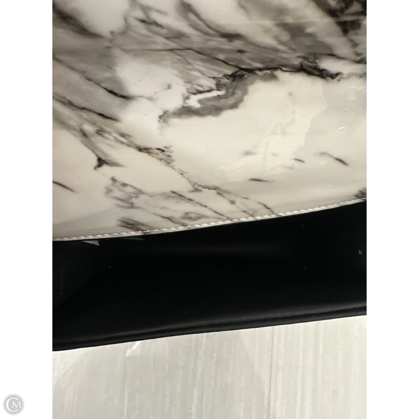 Crossbody By Clothes Mentor, Size: Small