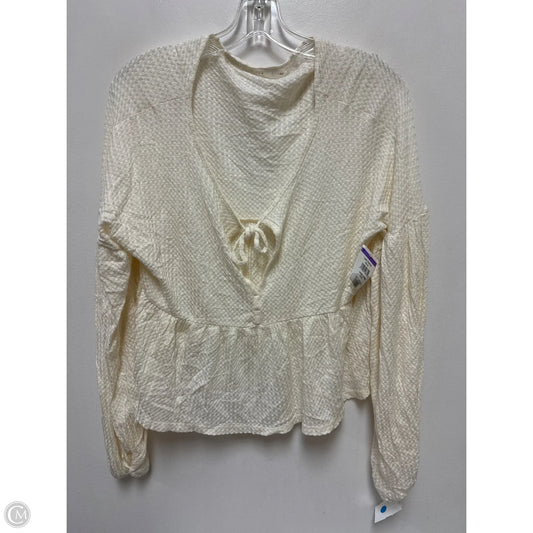 Top Long Sleeve By Lush In Cream, Size: L