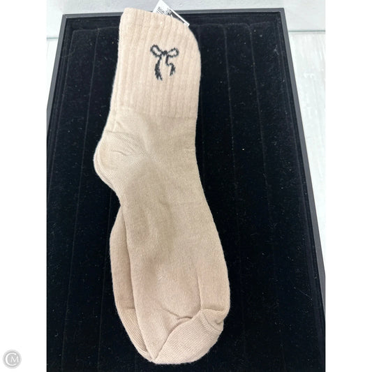 Socks By Clothes Mentor In Cream, Size: 0