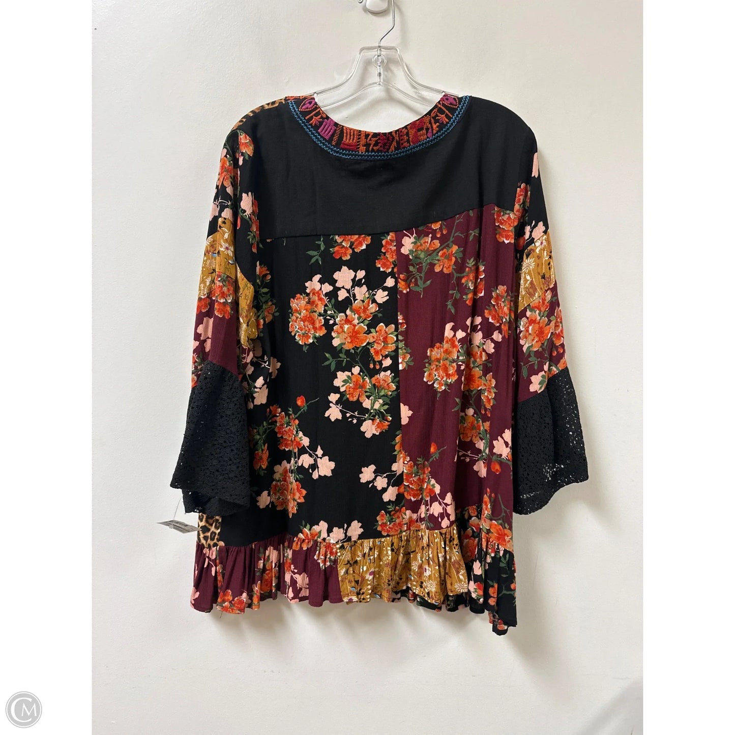 Tunic Long Sleeve By Calessa In Black, Size: Xl