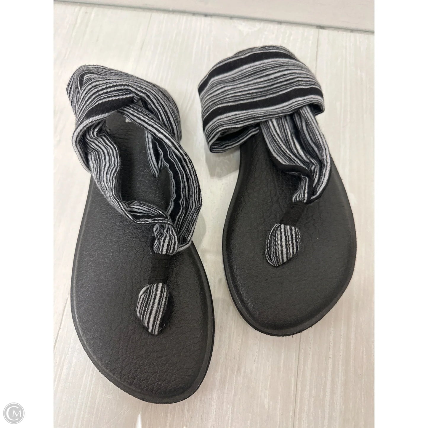 Sandals Flats By Sanuk In Black, Size: 6