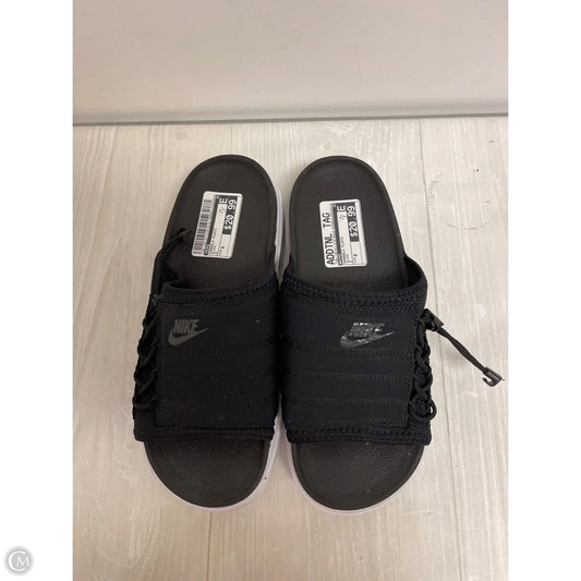 Sandals Flats By Nike In Black, Size: 8