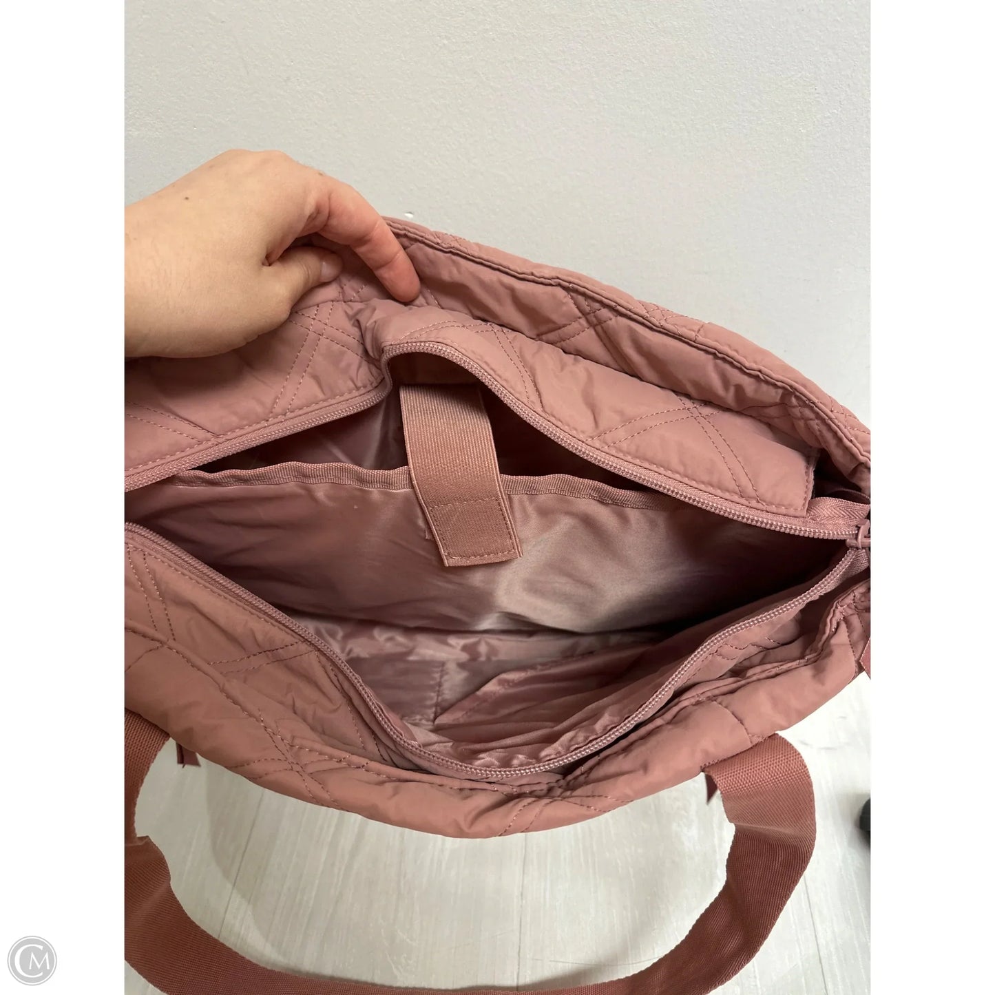 Tote By Clothes Mentor, Size: Large