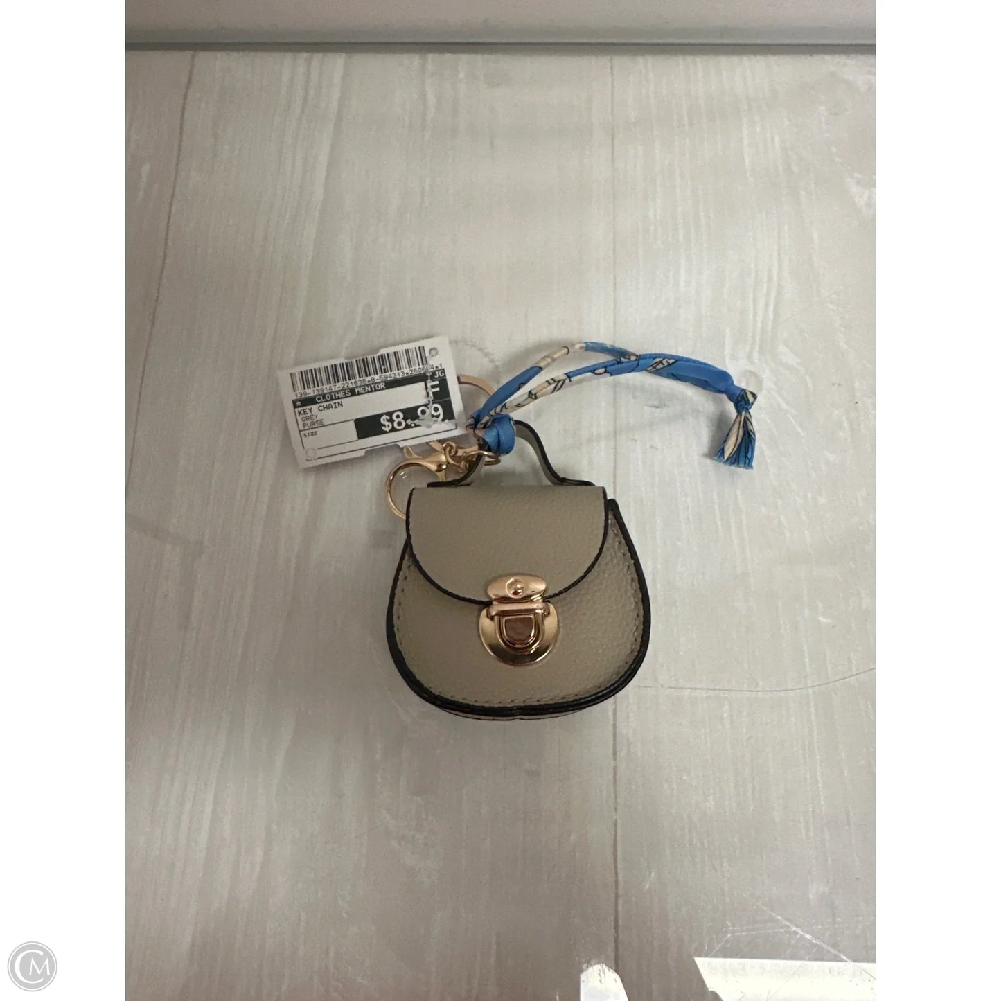 Key Chain By Clothes Mentor, Size: